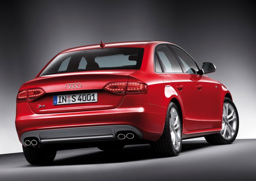  Audi S4 Sedan (B8, 8K) 2009 года  (WW) (фото 46 из 55)